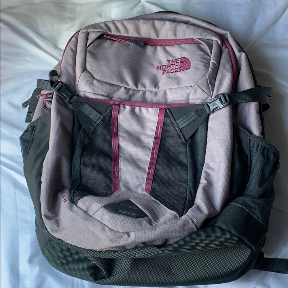 women’s north face recon backpack